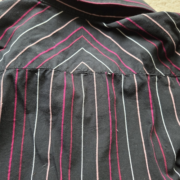 Le Chateau Black Dress Shirt with Pink and White Striped Design - Picture 7 of 8